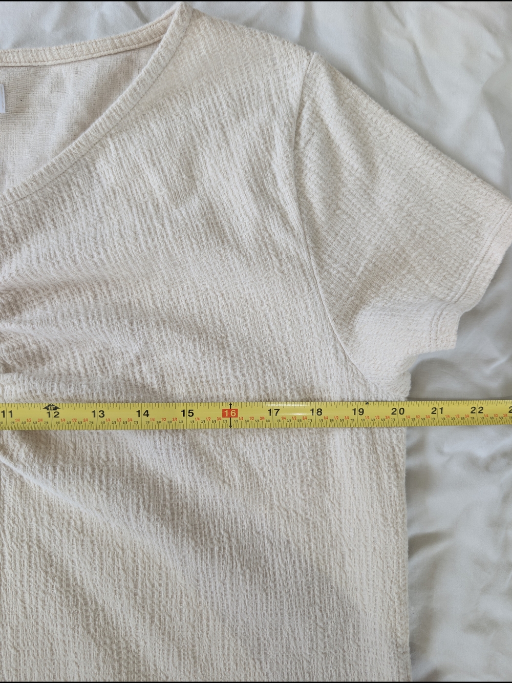 Oak + Fort Cream Textured V-Neck Women's Top - Picture 5 of 6